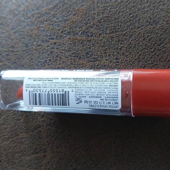L.A. Colors lipstick *berry red* - Picture 2 of 2